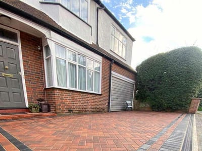 Block paving driveway